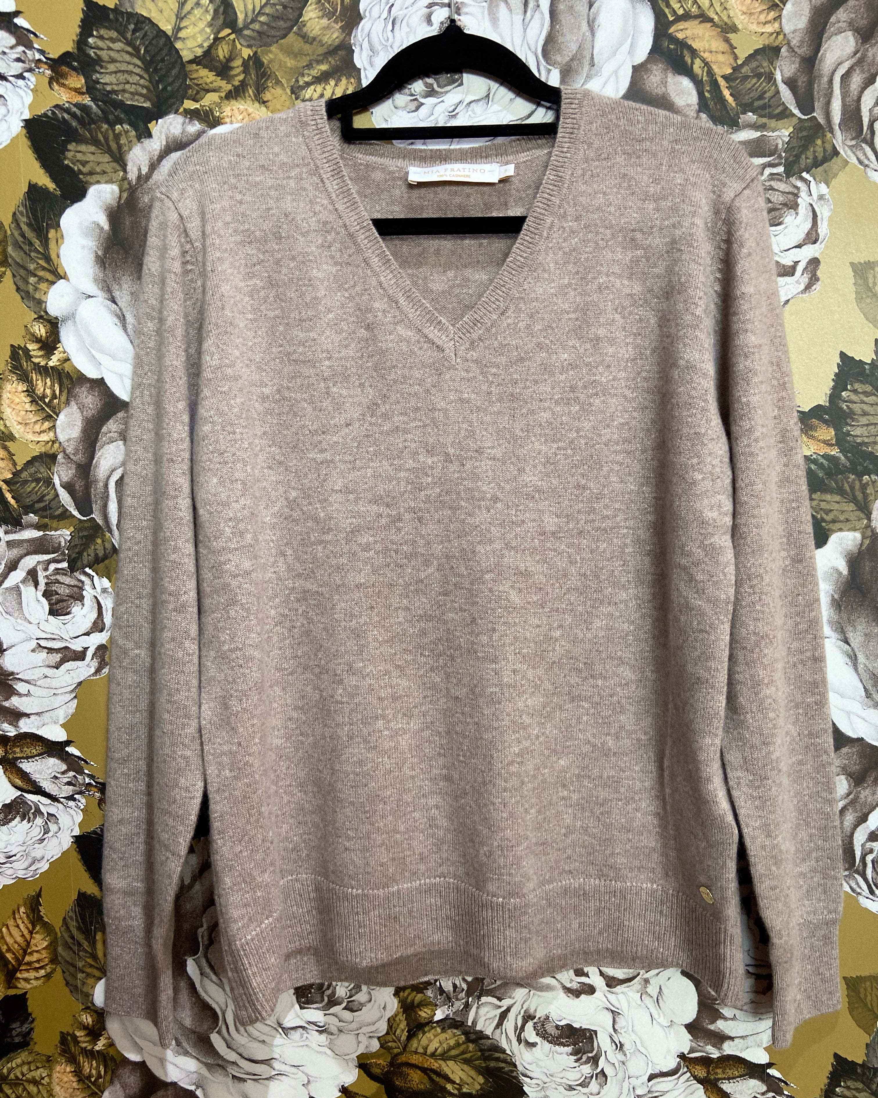 Mia Fratino Essential Slim Vee- toast