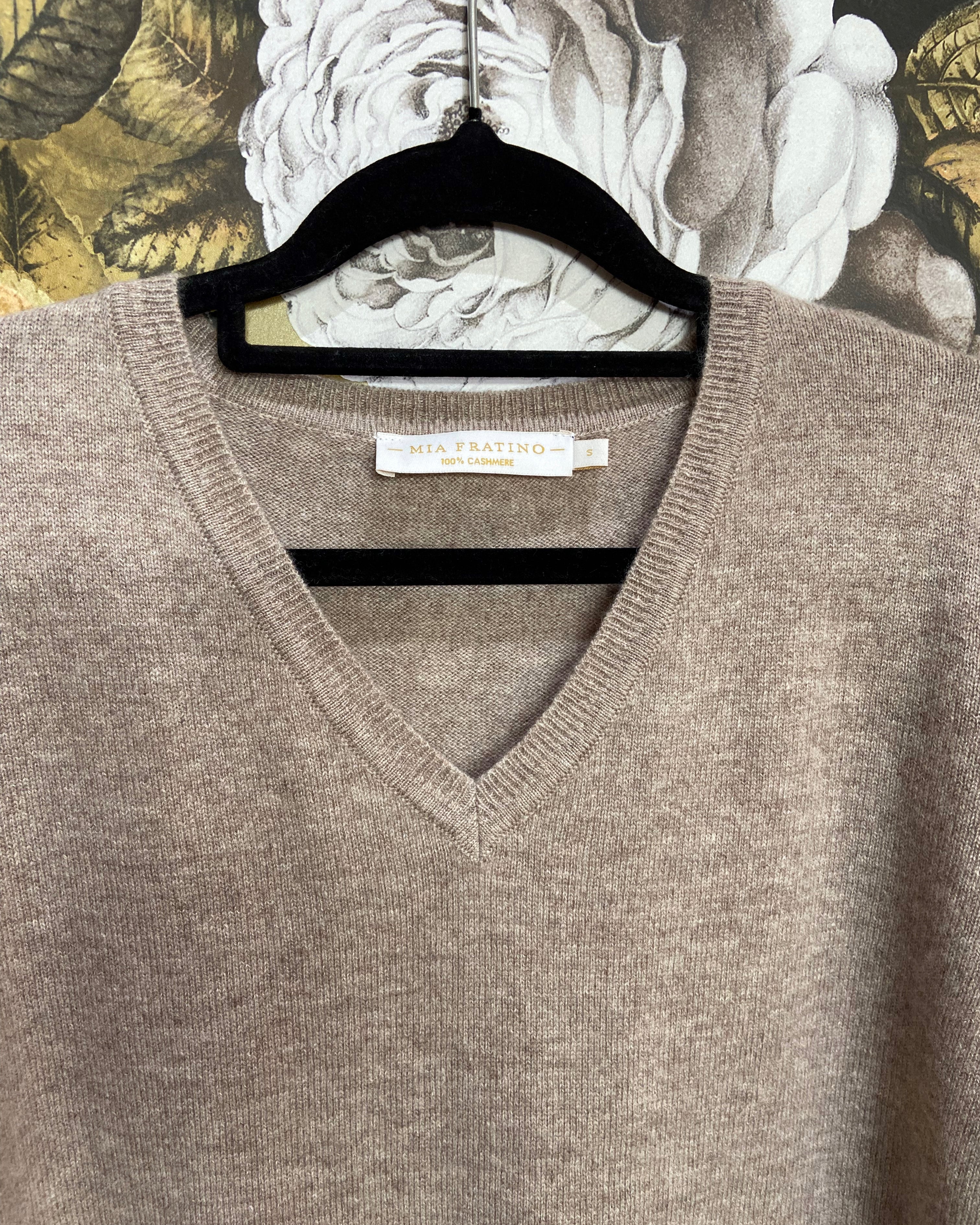 Mia Fratino Essential Slim Vee- toast