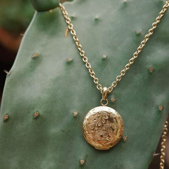 A&C Pure Steel Necklace Gold Flower Locket