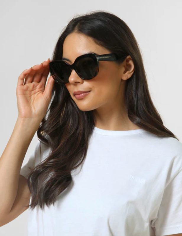Stella + Gemma Giselle Sunglasses - Trans Tort