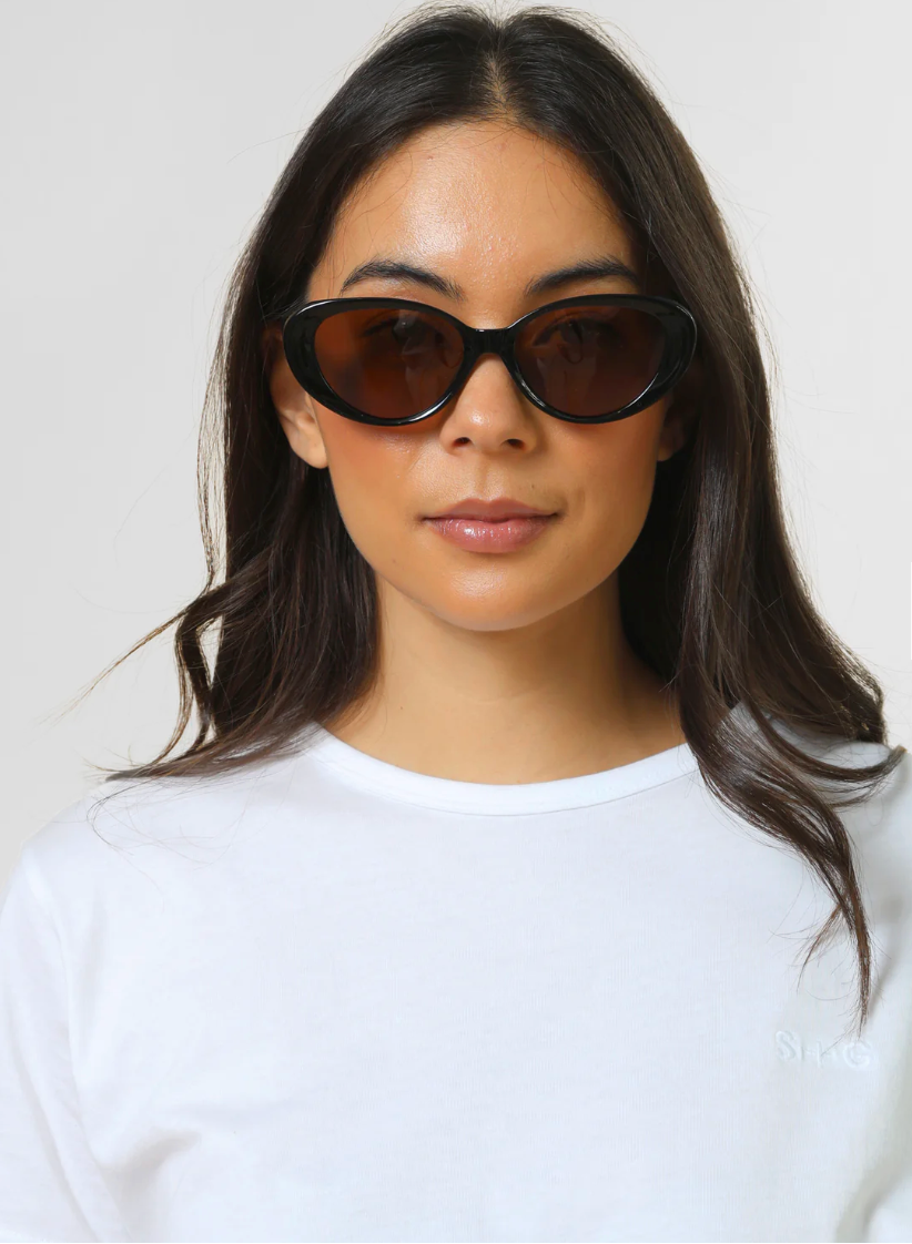 Stella + Gemma Sahara Sunglasses -Black