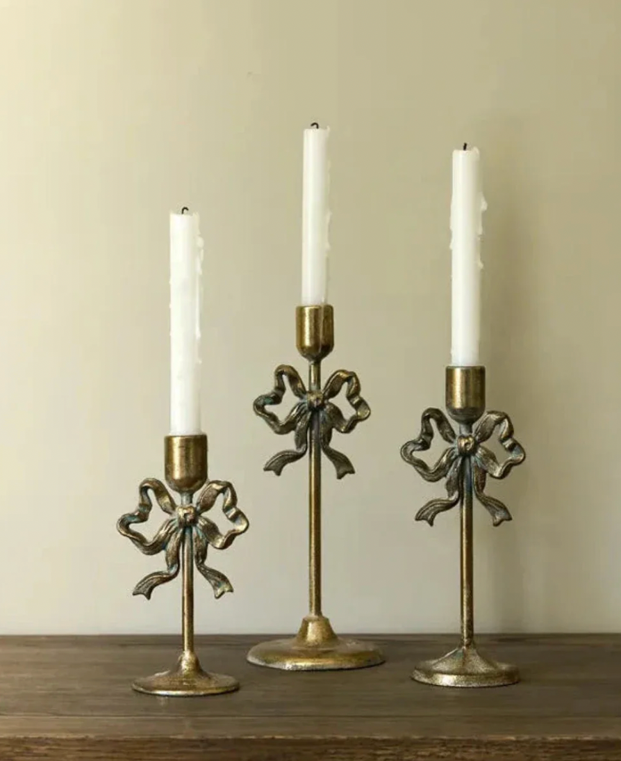 Bow Design Candleholder