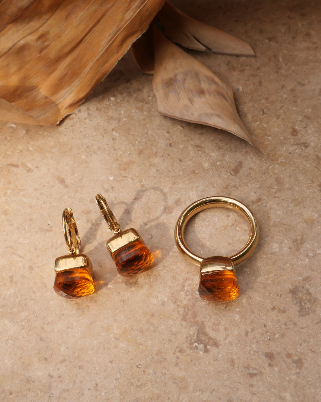 A&amp;C Oslo Ring- Topaz