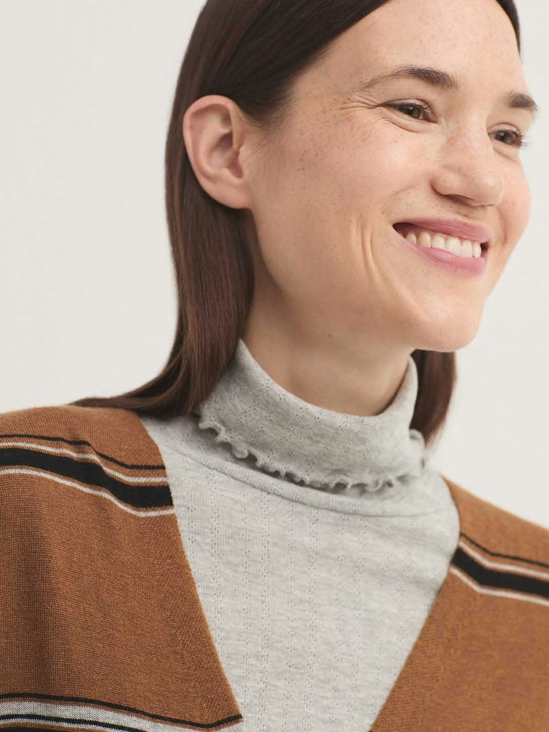 Three-tone striped fine-gauge cardigan - Caramel