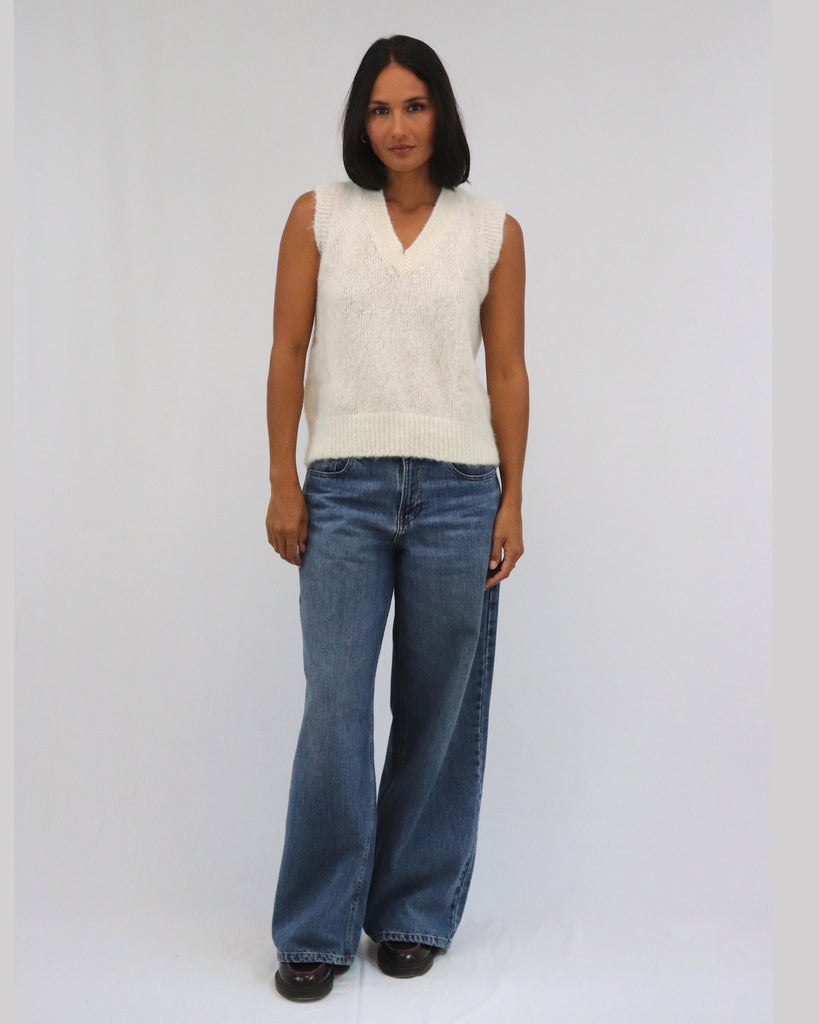 Tatāno Felix Vest- white