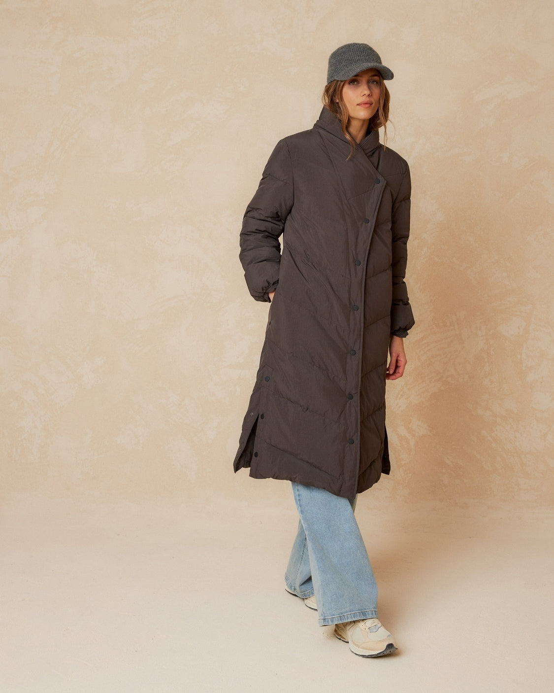 Indi &amp; Cold Maxi Padded Coat with Feather-down Filling - brown