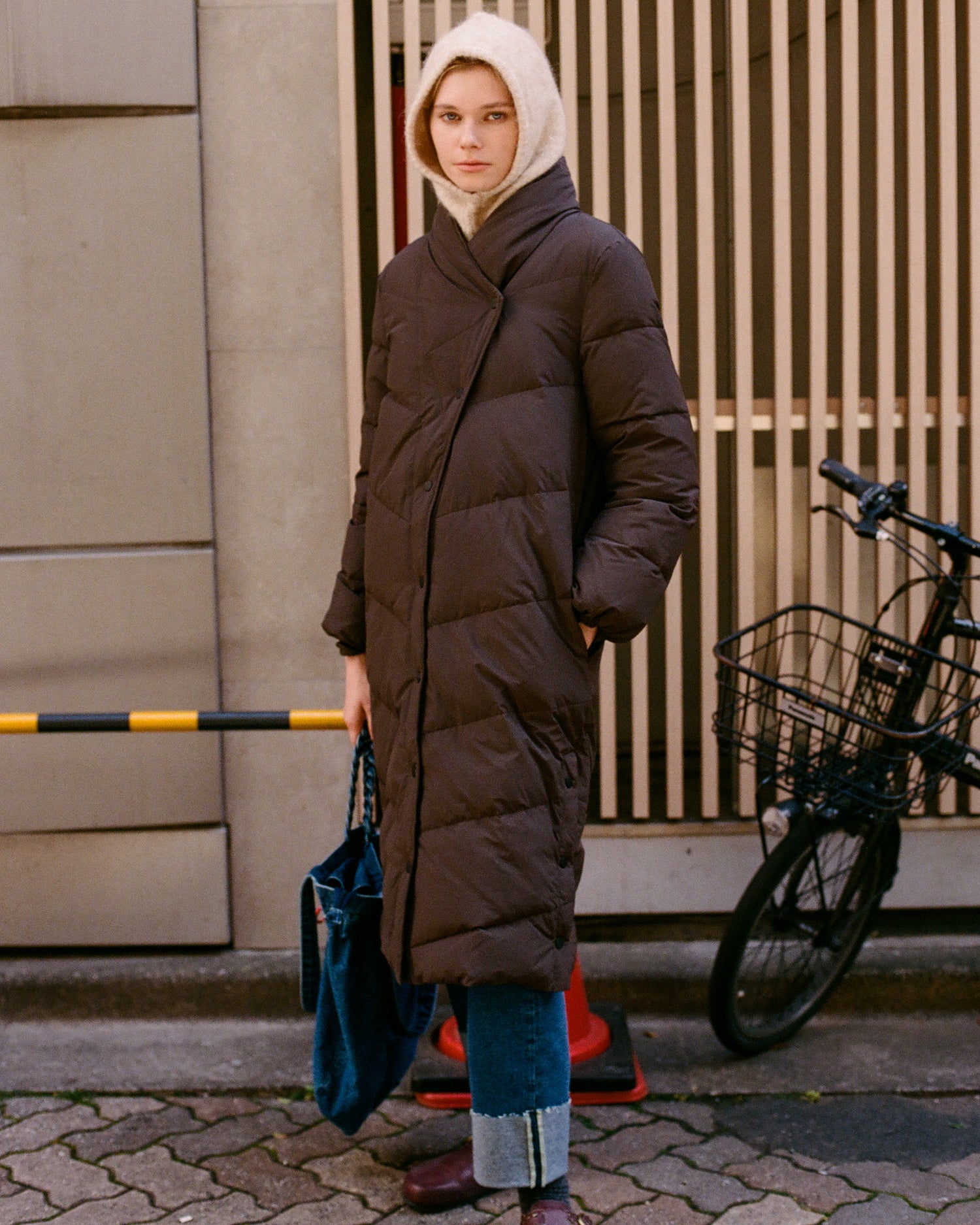 Indi &amp; Cold Maxi Padded Coat with Feather-down Filling - brown