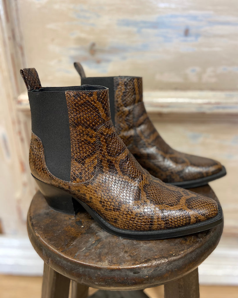 Everlane The Western Boot Snakeskin-brown