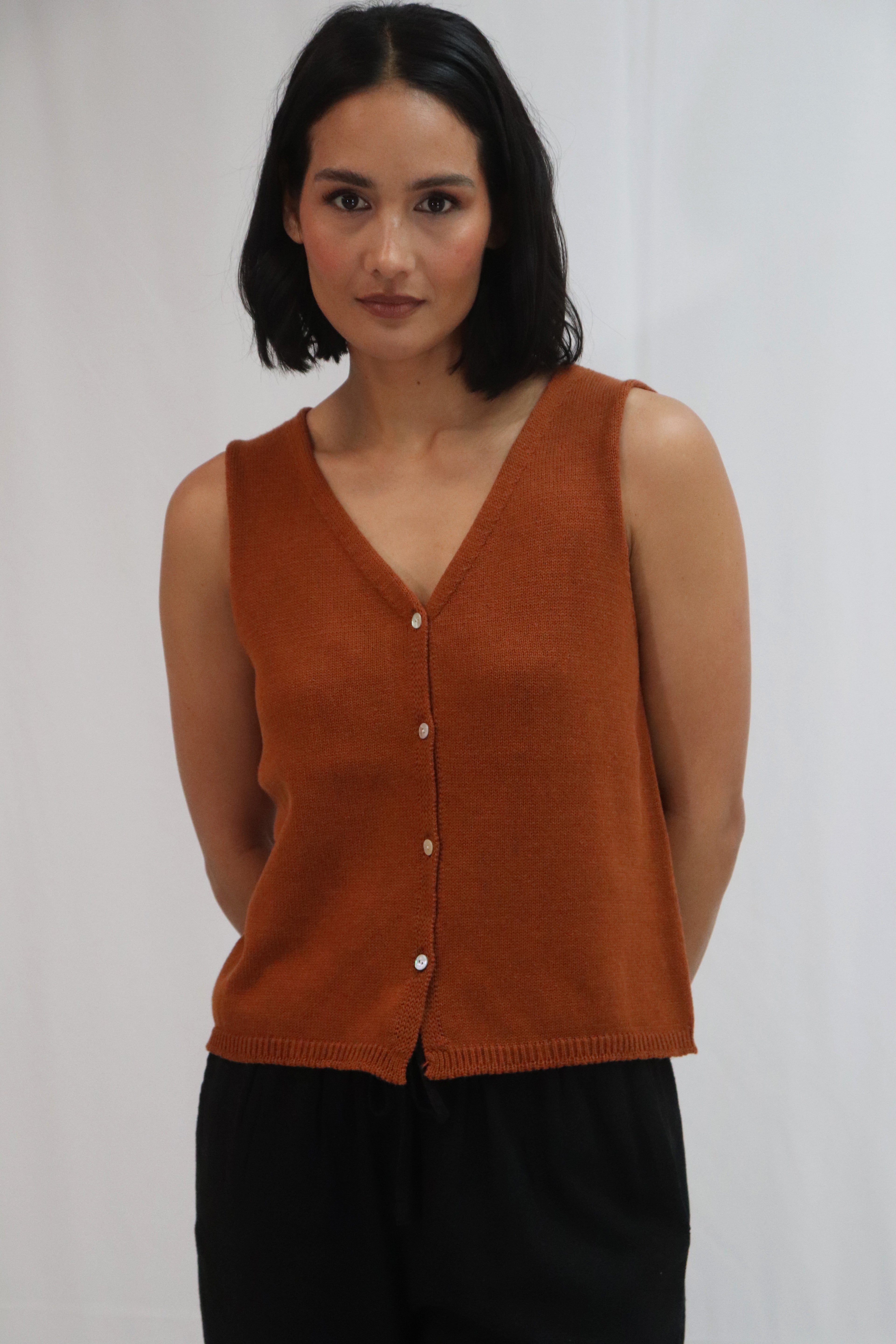 Tatano Hazel Vest - Rust