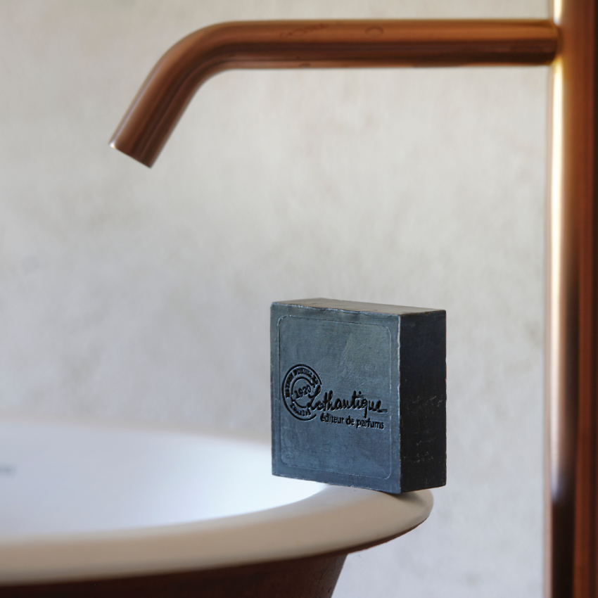 Lothantique | Madison Rose