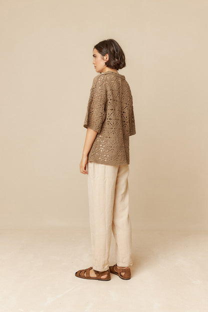 Indi and Cold Short Sleeve Crochet Shirt Topo