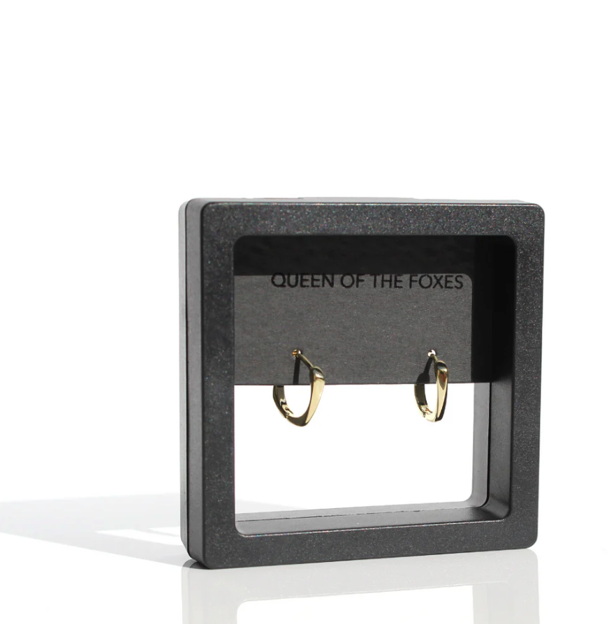 Queen of the foxes Earrings - Simple Sleepers - Plain