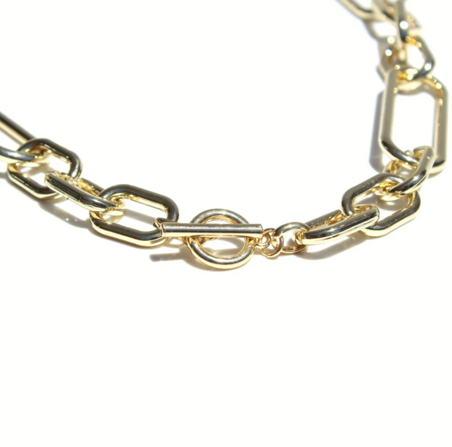 Queen of the foxes Necklace - Glamour link