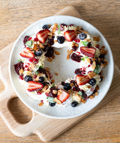 Orient Cranberry Mini Pavlovas 8 Pack