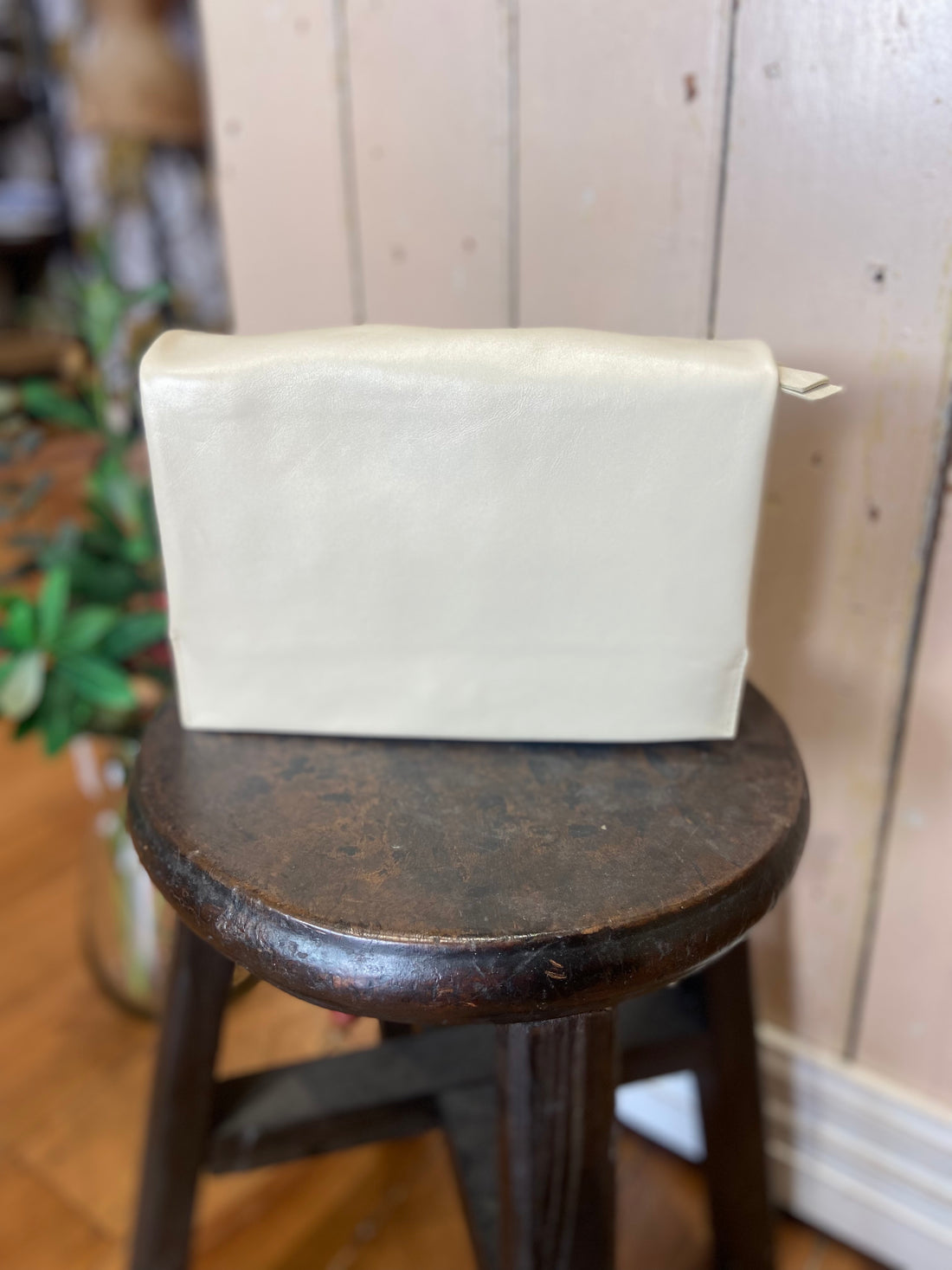 Cosgrove &amp; Co Caitlen Genuine Leather Bag Cream