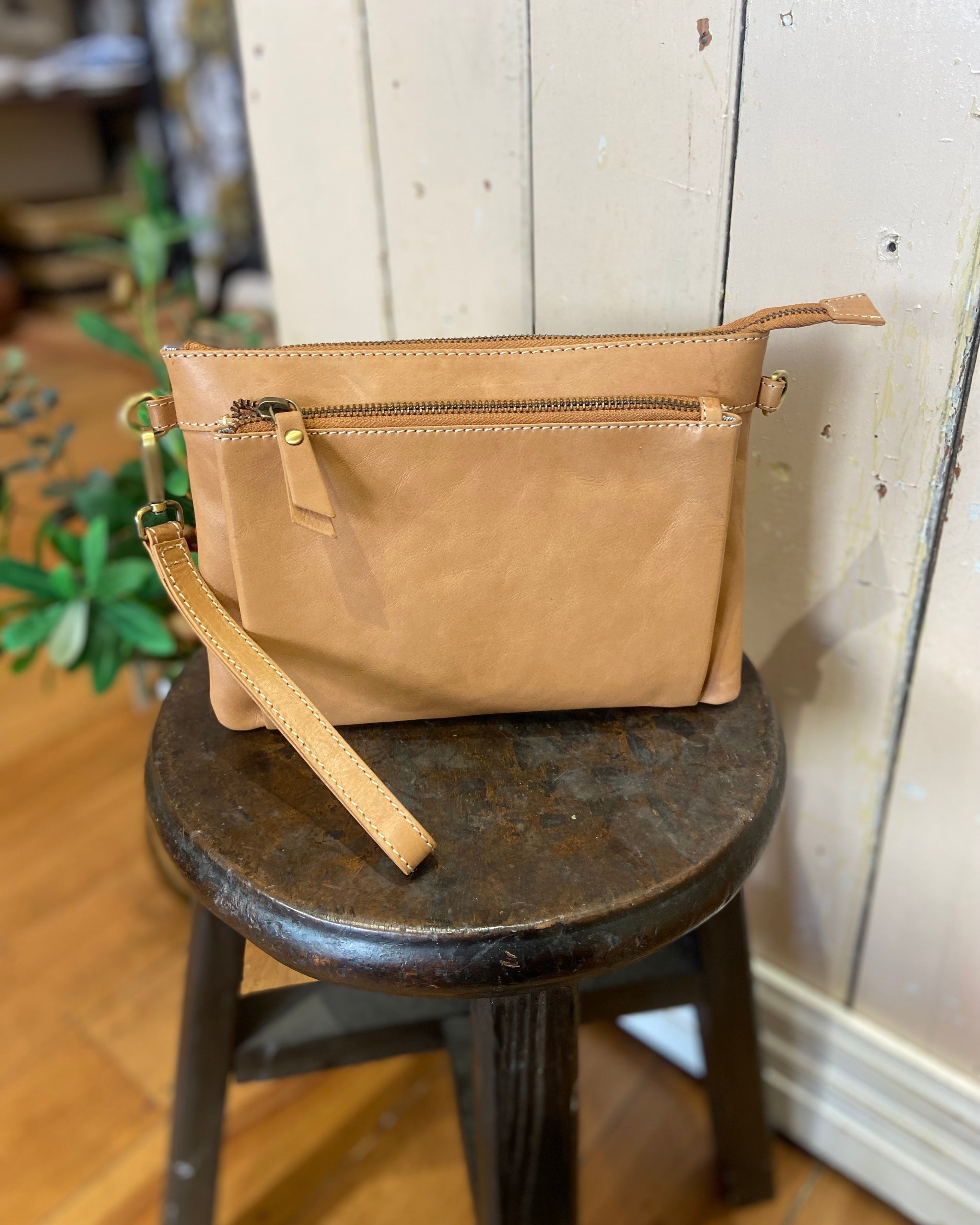 Cosgrove &amp; Co Charlotte Camel Leather Bag