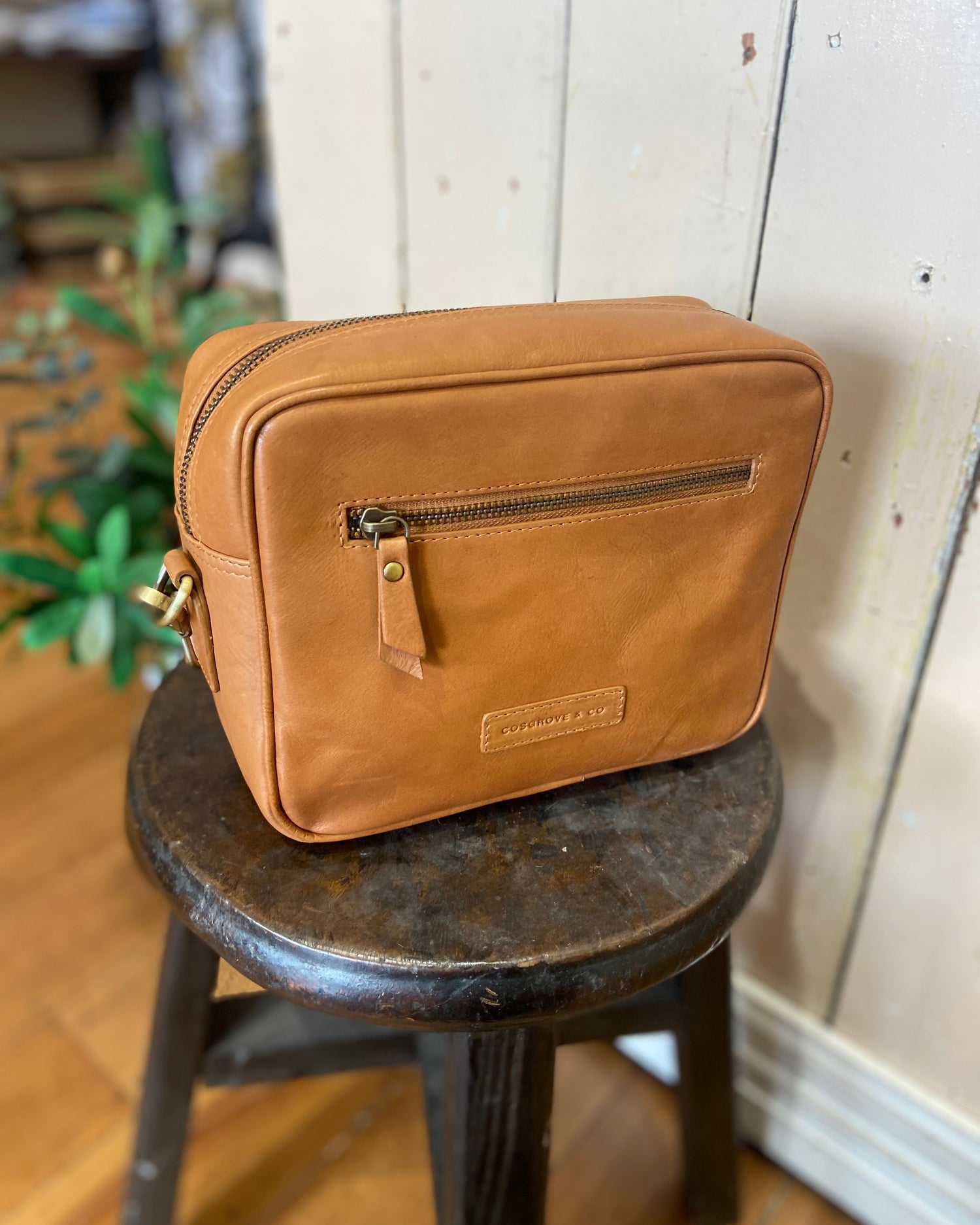 Cosgrove &amp; Co Cowgirl Tobacco Genuine Leather Bag