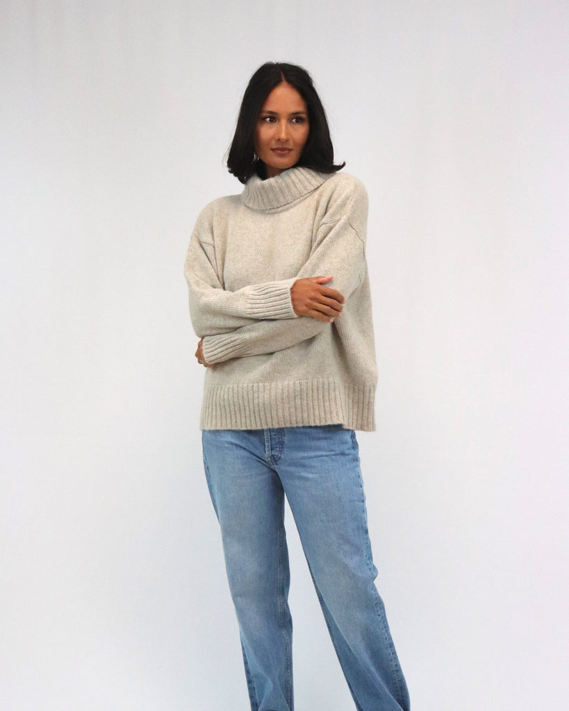 Tatāno Henri Roll Neck- Wheat