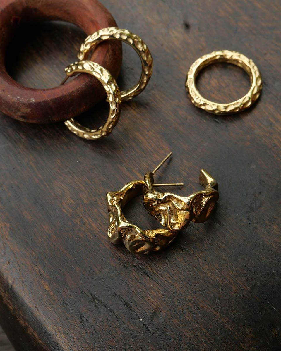 A&amp;C Oslo Raw Steel Hoop Earrings- gold